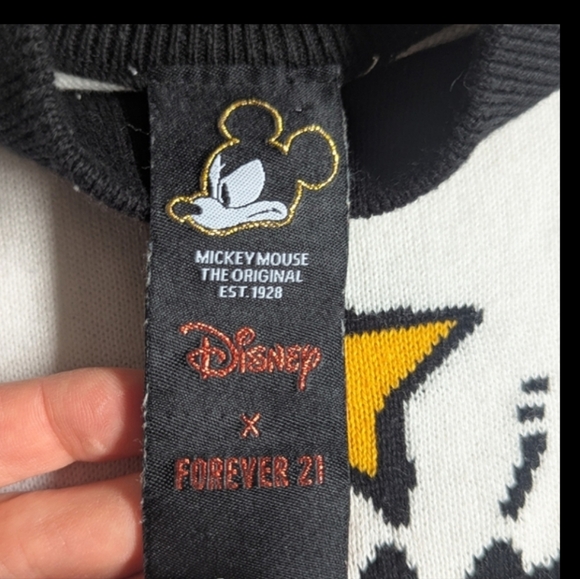 Forever 21 x Disney Retro Mickey Mouse Rainbow Sleeve Sweater L - Picture 4 of 6